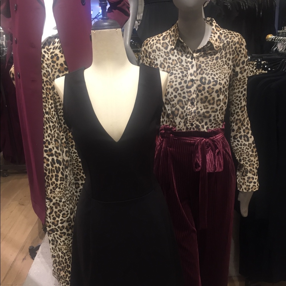 Animal Print Long sleeves blouse.